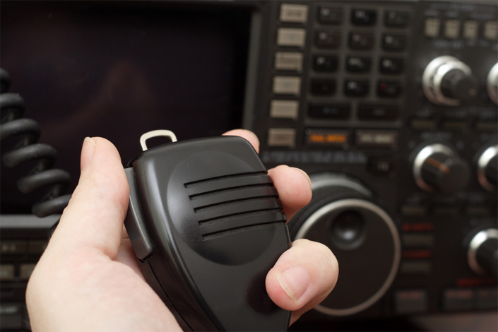 Top 6 Best Ham Radios for Beginners